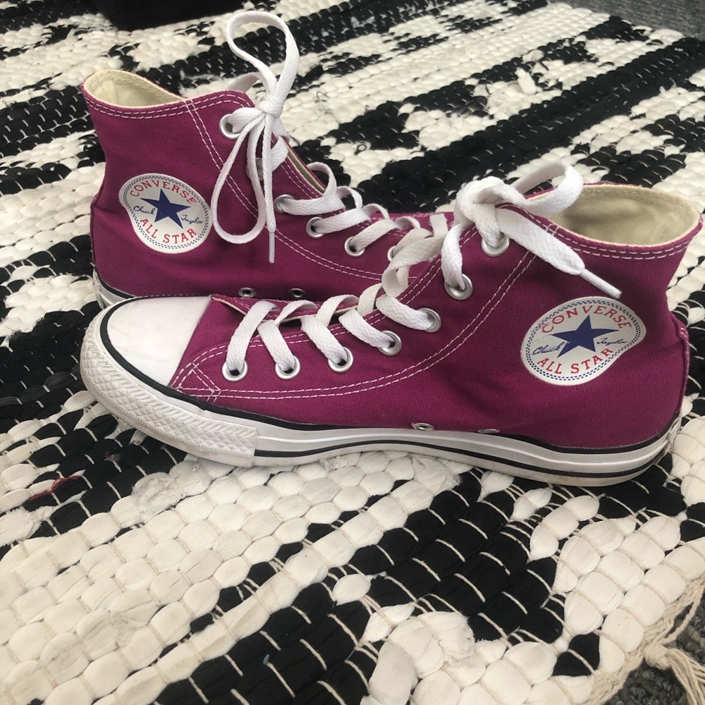 Converse magenta women’s 8 high tops